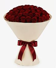 Букет 101 Бордовая роза Блэк Бакарра в Вышестеблиевской