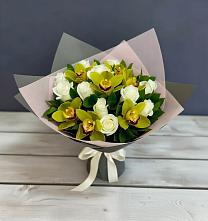 Букет цветов из:  Орхидеи и Розы в Вышестеблиевской