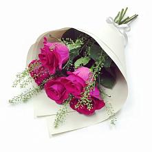 Букет цветов из:  Розы в Вышестеблиевской