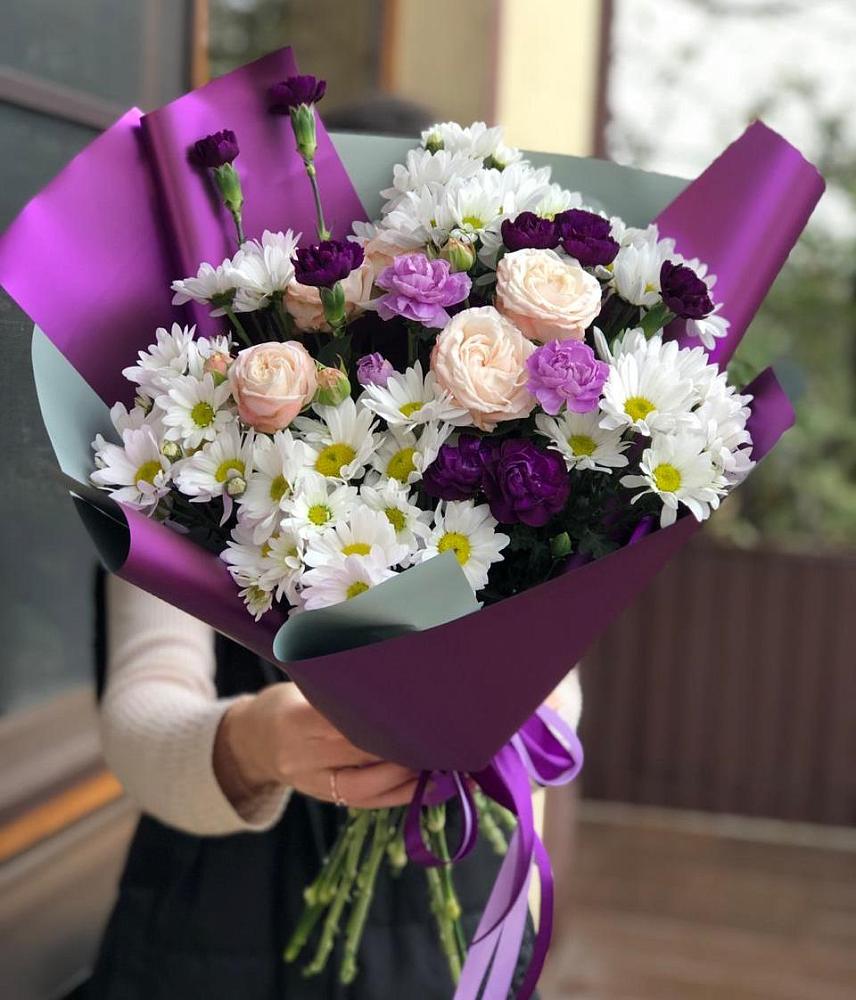 Букет цветов из: Хризантемы, Гвоздики и Розы в Вышестеблиевской