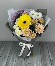 Букет цветов из:  Розы, Герберы и Хризантемы в Вышестеблиевской