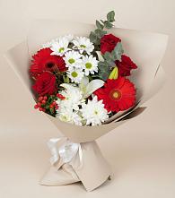 Букет цветов из:  Розы, Хризантемы, Герберы и Лилии в Вышестеблиевской