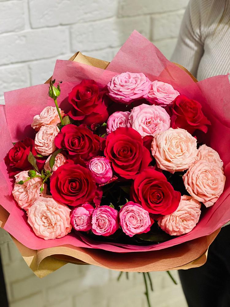 Букет цветов из: Розы в Вышестеблиевской