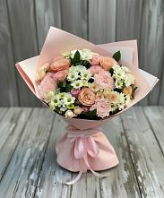Букет цветов из:  Гвоздики, Розы и Хризантемы в Вышестеблиевской