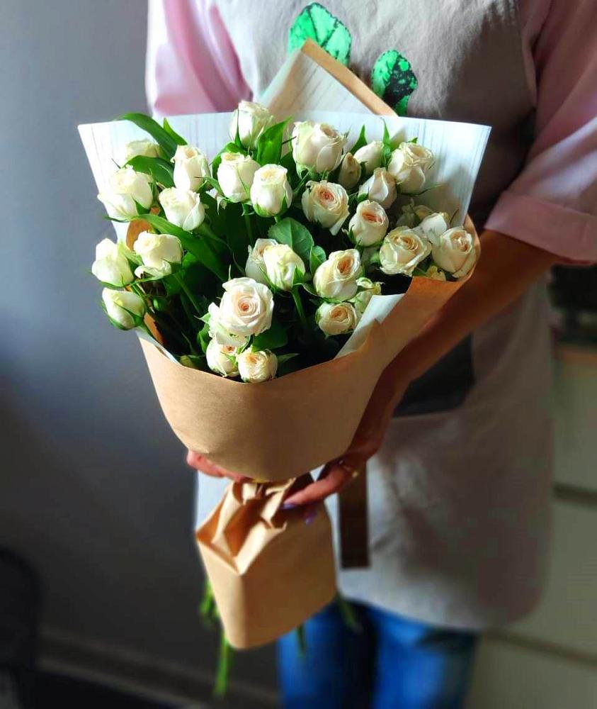 Букет цветов из: Розы в Вышестеблиевской