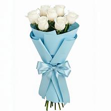 Букет 7 белых роз Проуд в Вышестеблиевской