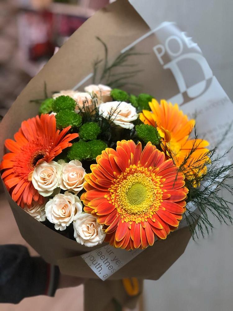 Букет цветов из: Герберы, Хризантемы и Розы в Вышестеблиевской